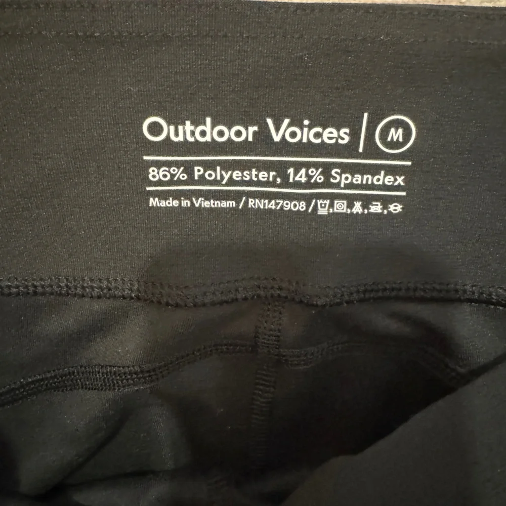 EUC- Outdoor Voices Warmup Leggings‎ - Picture 3 of 4